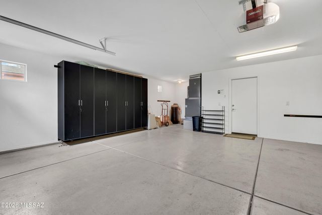 1012 W Mountain Stone Drive, Green Valley, AZ 85614