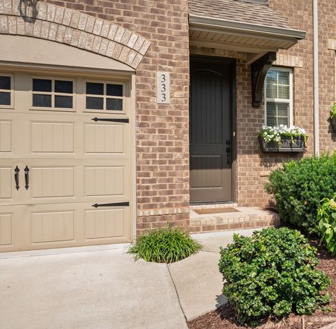 333 Coronado Pvt Cir, Hendersonville, TN 37075