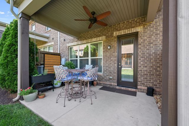 333 Coronado Pvt Cir, Hendersonville, TN 37075