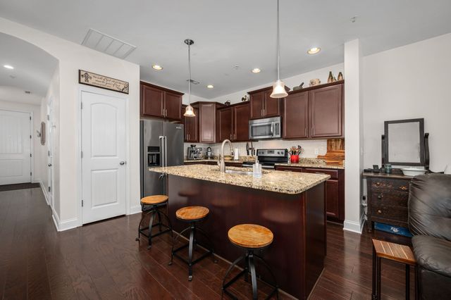 333 Coronado Pvt Cir, Hendersonville, TN 37075