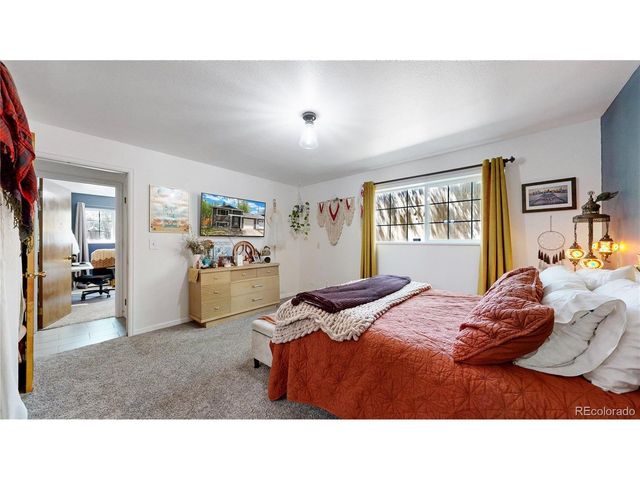 1038 Lamar St B, Lakewood, CO 80214