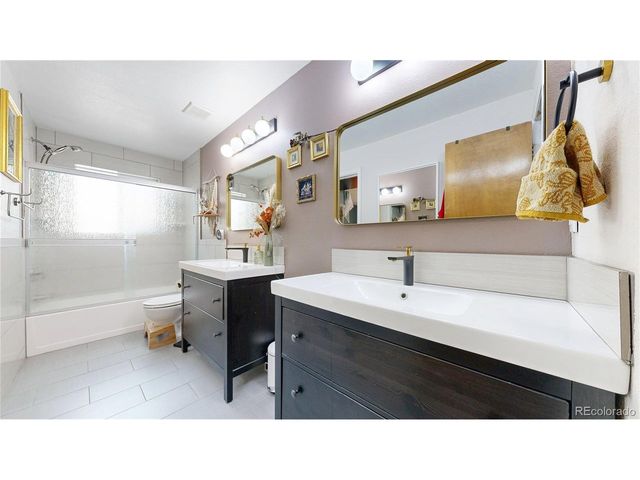 1038 Lamar St B, Lakewood, CO 80214
