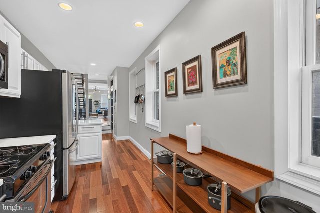 830 S LUZERNE AVE, Baltimore, MD 21224