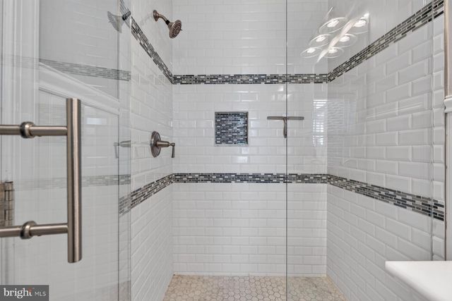 830 S LUZERNE AVE, Baltimore, MD 21224