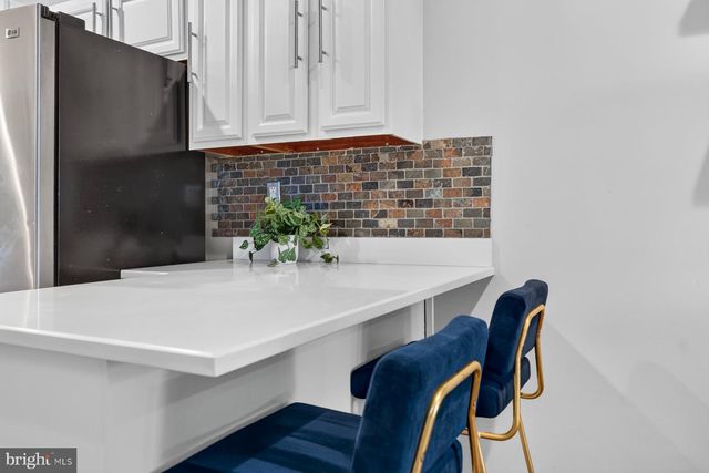 830 S LUZERNE AVE, Baltimore, MD 21224