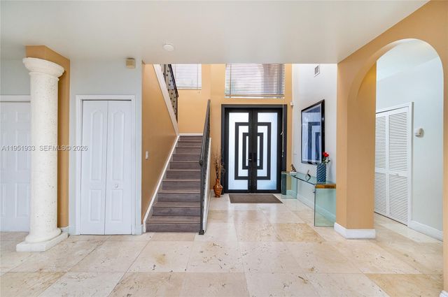 19520 SW 206th St, Miami, FL 33187