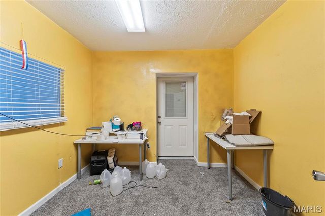909 & 911 Milton Road, Alton, IL 62002