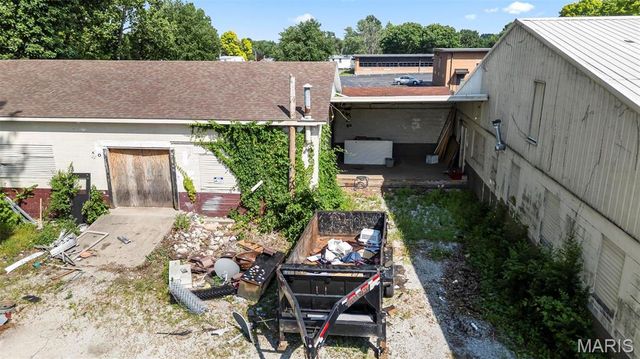 909 & 911 Milton Road, Alton, IL 62002