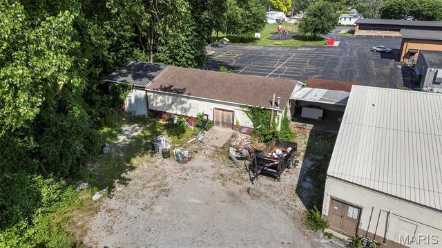 909 & 911 Milton Road, Alton, IL 62002