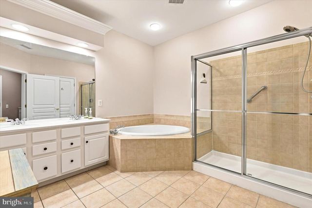 6107 LILAC CT, Upper Gwynedd, PA 19446