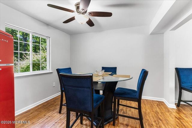17 Monroe Lane, Jackson, NJ 08527