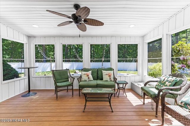 17 Monroe Lane, Jackson, NJ 08527