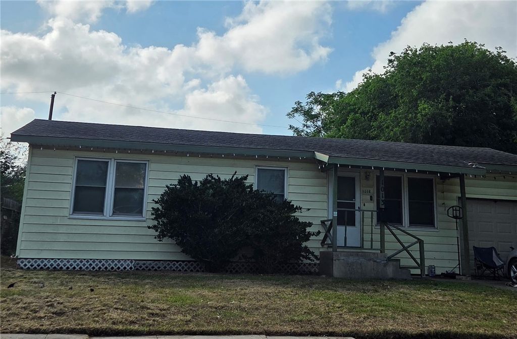 1013 Shiels Dr, Corpus Christi, TX 78412