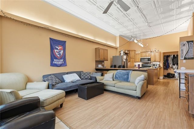 116 S 17th St, South Side, PA 15203