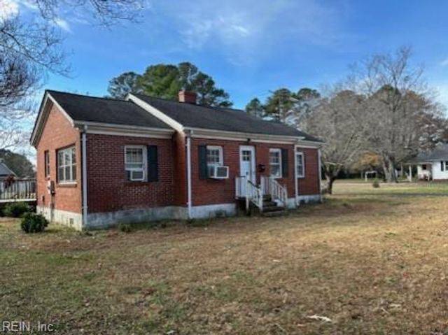 6936 Fields Landing RD, Hayes, VA 23072