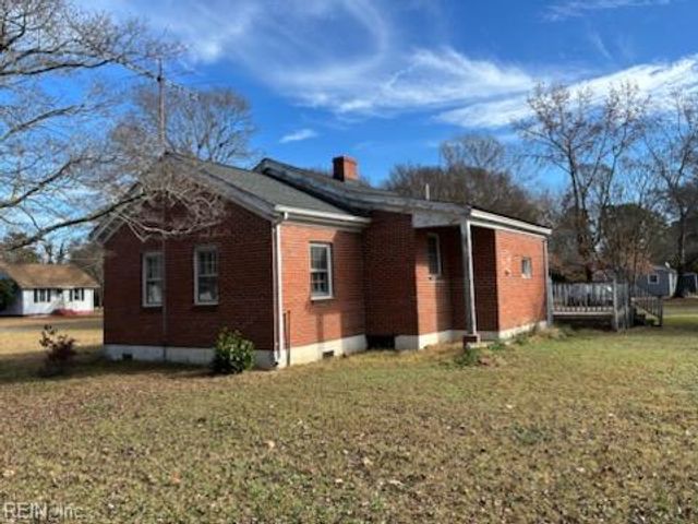 6936 Fields Landing RD, Hayes, VA 23072