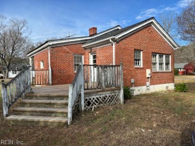 6936 Fields Landing RD, Hayes, VA 23072