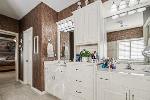 23518 W 72nd Terrace, Shawnee, KS 66227