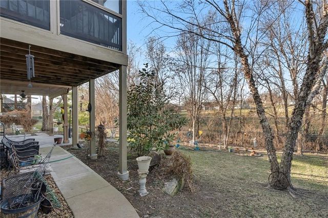 23518 W 72nd Terrace, Shawnee, KS 66227