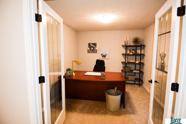 2562 Tupelo Lane, Lincoln, NE 68520