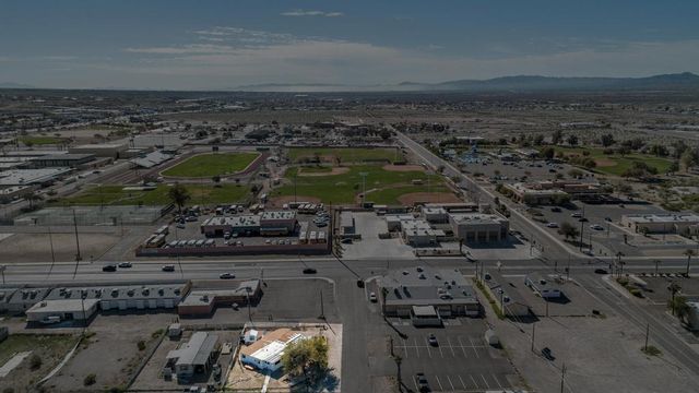 1270 Agate Avenue, Bullhead City, AZ 86442