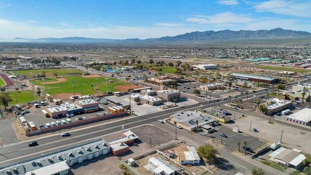 1270 Agate Avenue, Bullhead City, AZ 86442