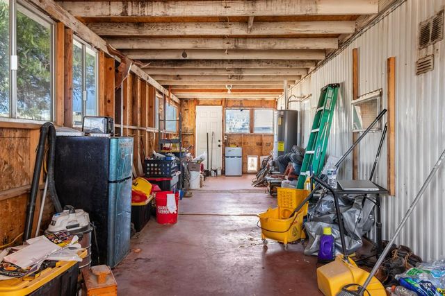 1270 Agate Avenue, Bullhead City, AZ 86442