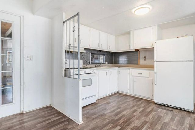 1270 Agate Avenue, Bullhead City, AZ 86442