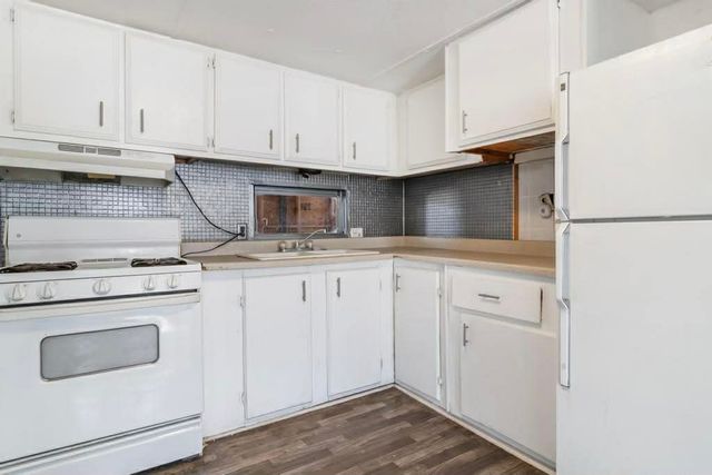 1270 Agate Avenue, Bullhead City, AZ 86442