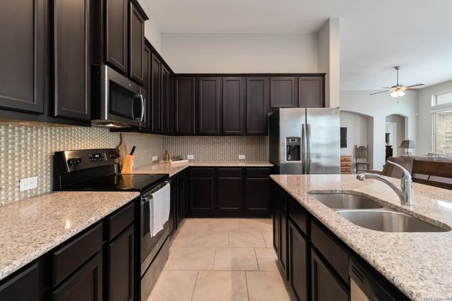 1388 Kamryn, New Braunfels, TX 78130