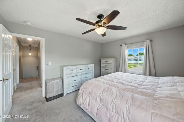 1072 Lake Placid Drive, Toms River, NJ 08753