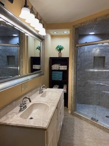 297 Sherwood Dr, Rockport, TX 78382