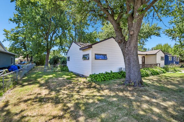 1824 9th Street, White Bear Lake, MN 55110