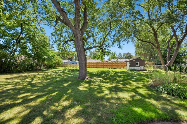 1824 9th Street, White Bear Lake, MN 55110