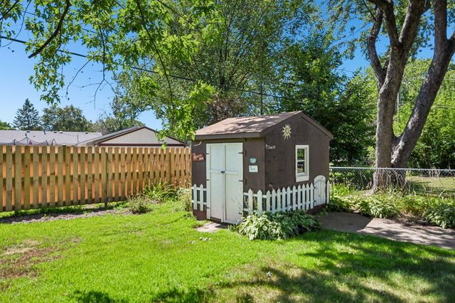 1824 9th Street, White Bear Lake, MN 55110