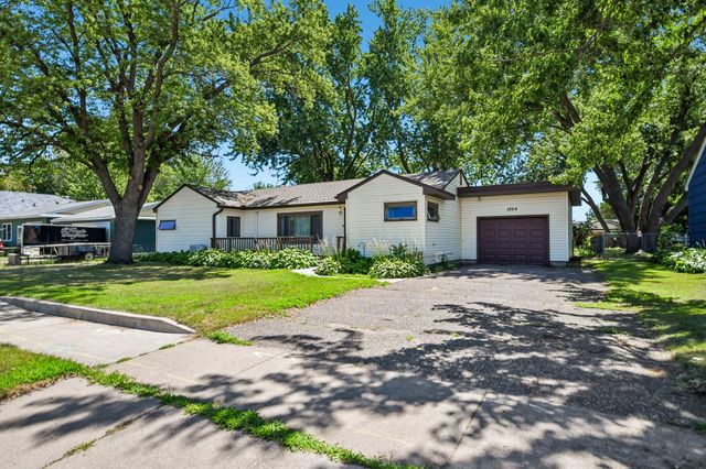 1824 9th Street, White Bear Lake, MN 55110