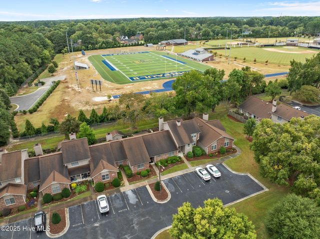 2015 Quail Ridge Road F, Greenville, NC 27858