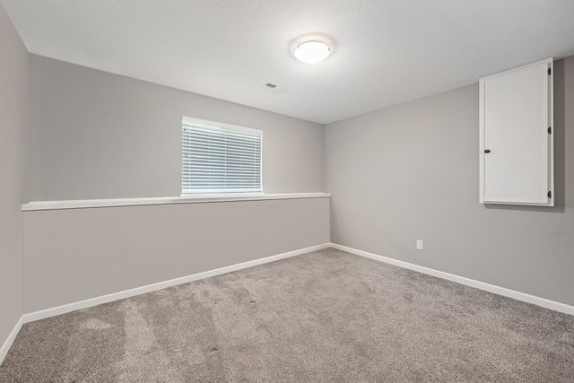 10567 W Sondra Ct, Maize, KS 67101