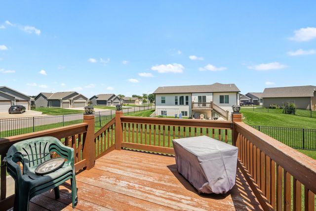 10567 W Sondra Ct, Maize, KS 67101
