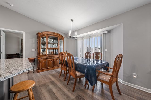 10567 W Sondra Ct, Maize, KS 67101