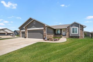 10567 W Sondra Ct, Maize, KS 67101