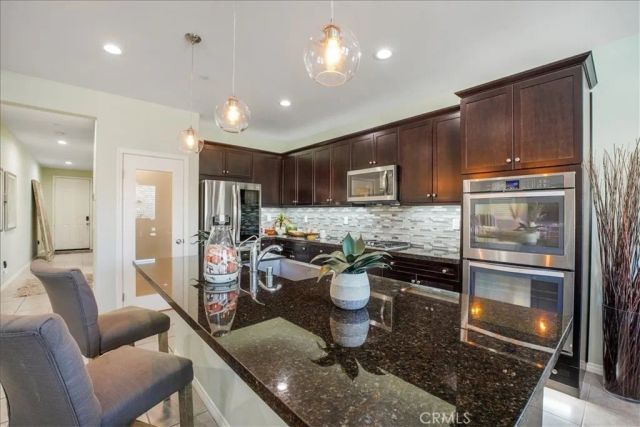 27323 Ardella Place, Saugus, CA 91350