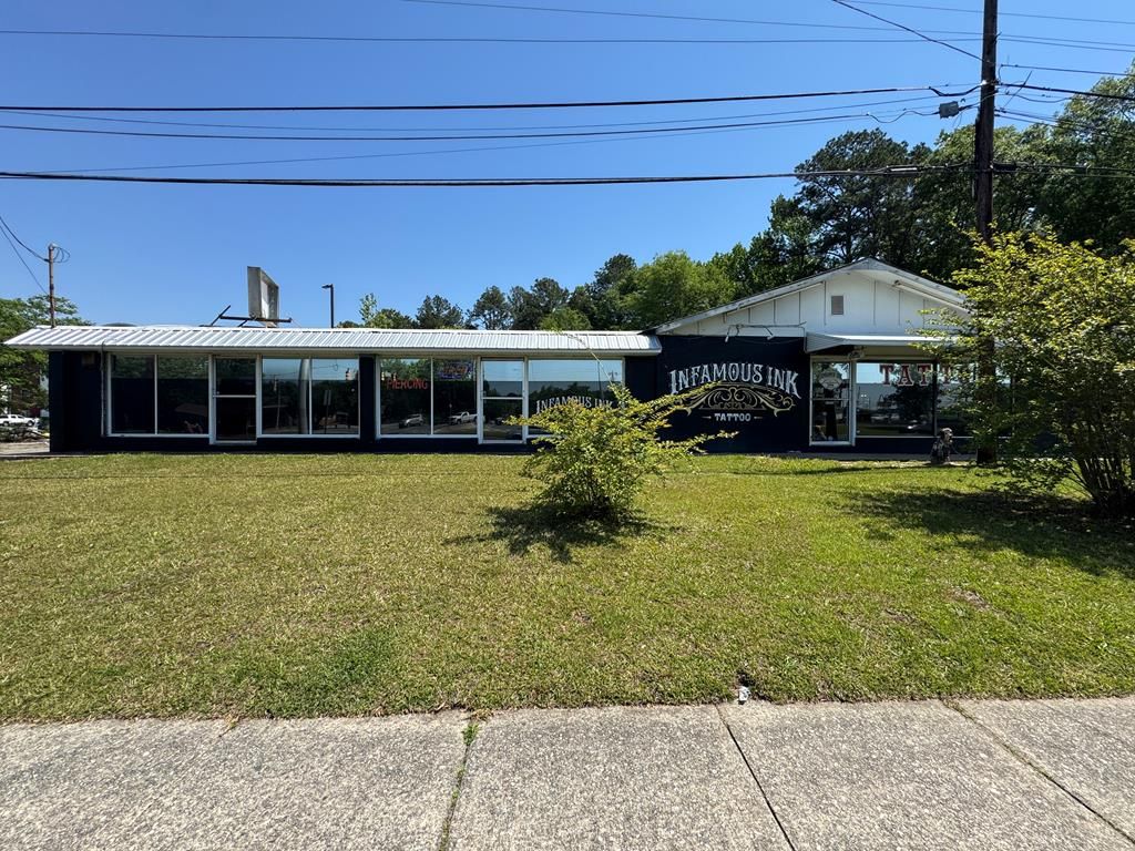 3411 Victory Drive, Columbus, GA 31903