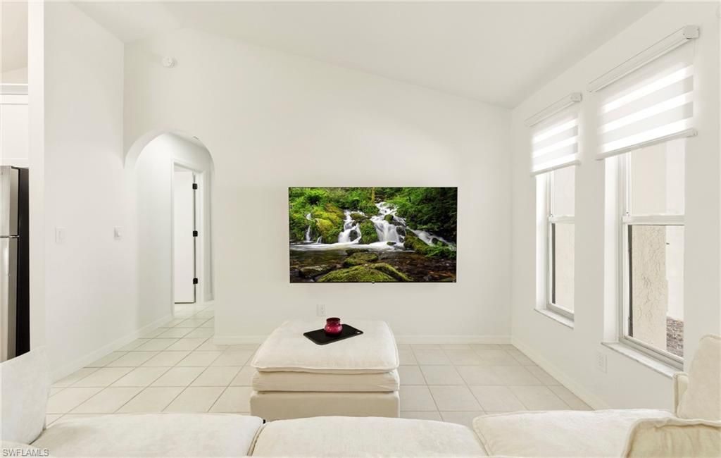 Image 14 of property listing at 3019 SW 14th CT, Cape Coral, FL 33914