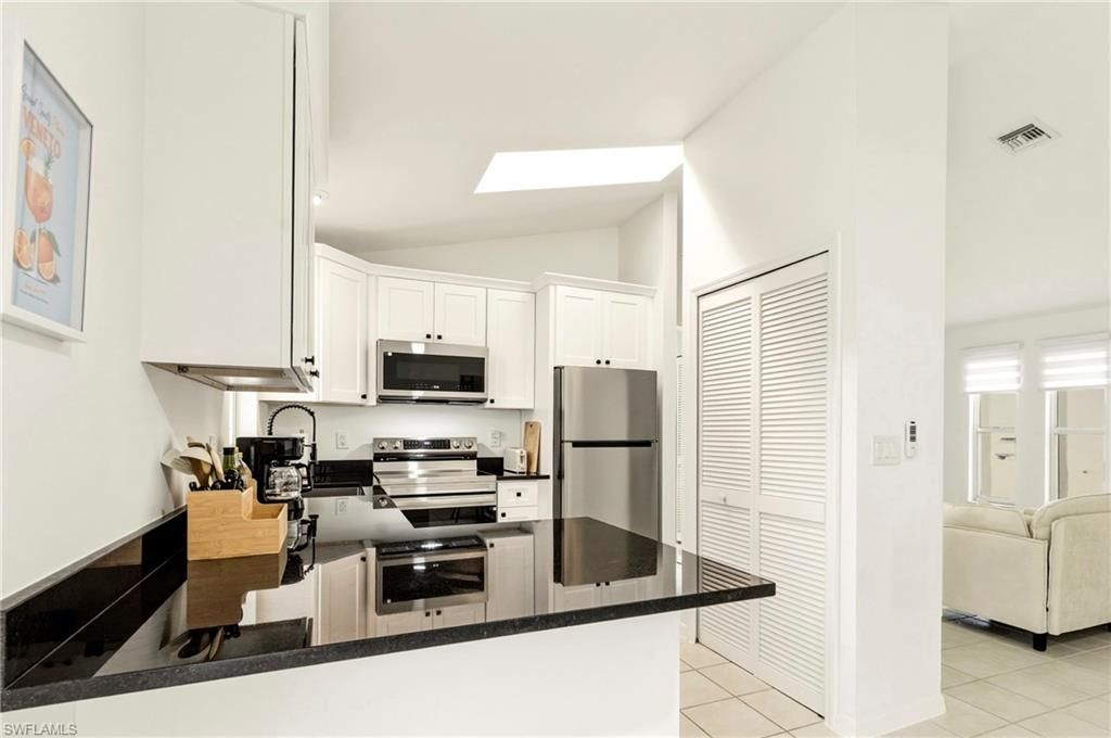 Image 19 of property listing at 3019 SW 14th CT, Cape Coral, FL 33914