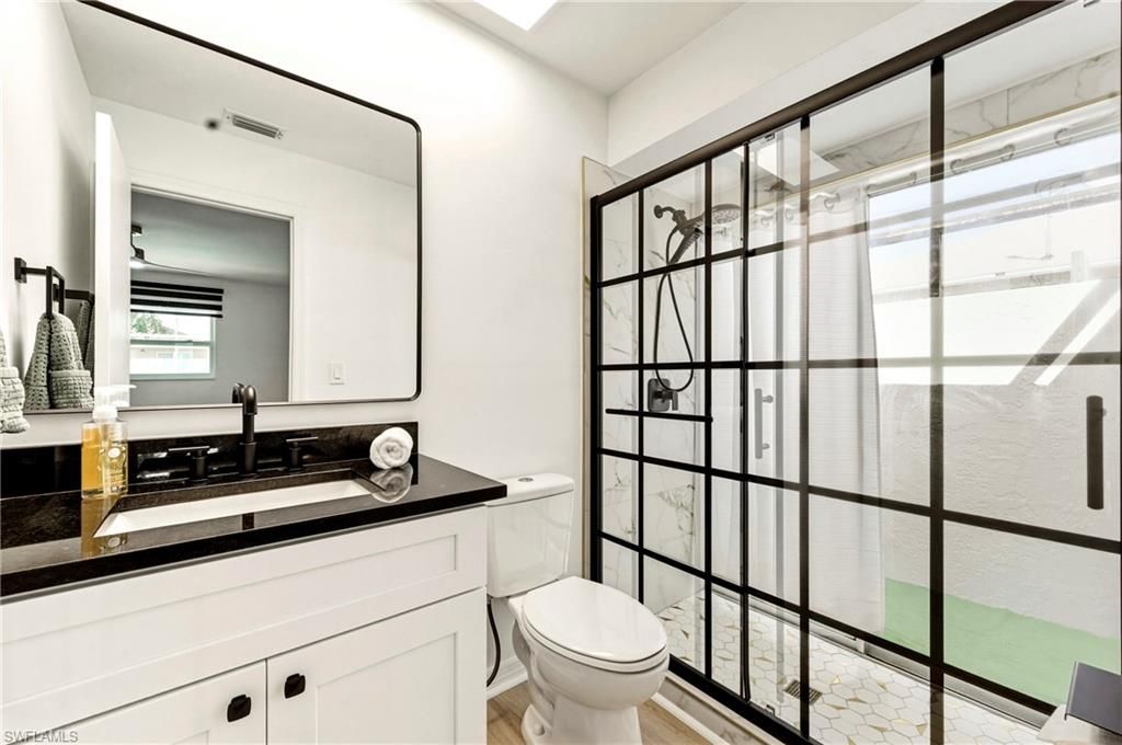 Image 31 of property listing at 3019 SW 14th CT, Cape Coral, FL 33914