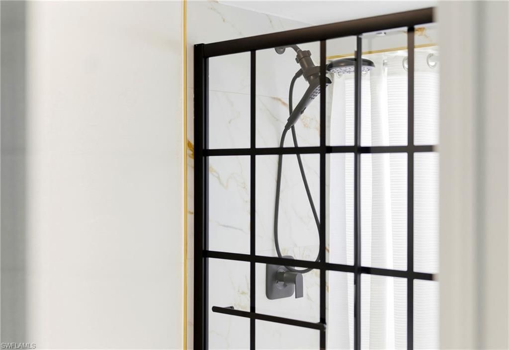 Image 32 of property listing at 3019 SW 14th CT, Cape Coral, FL 33914