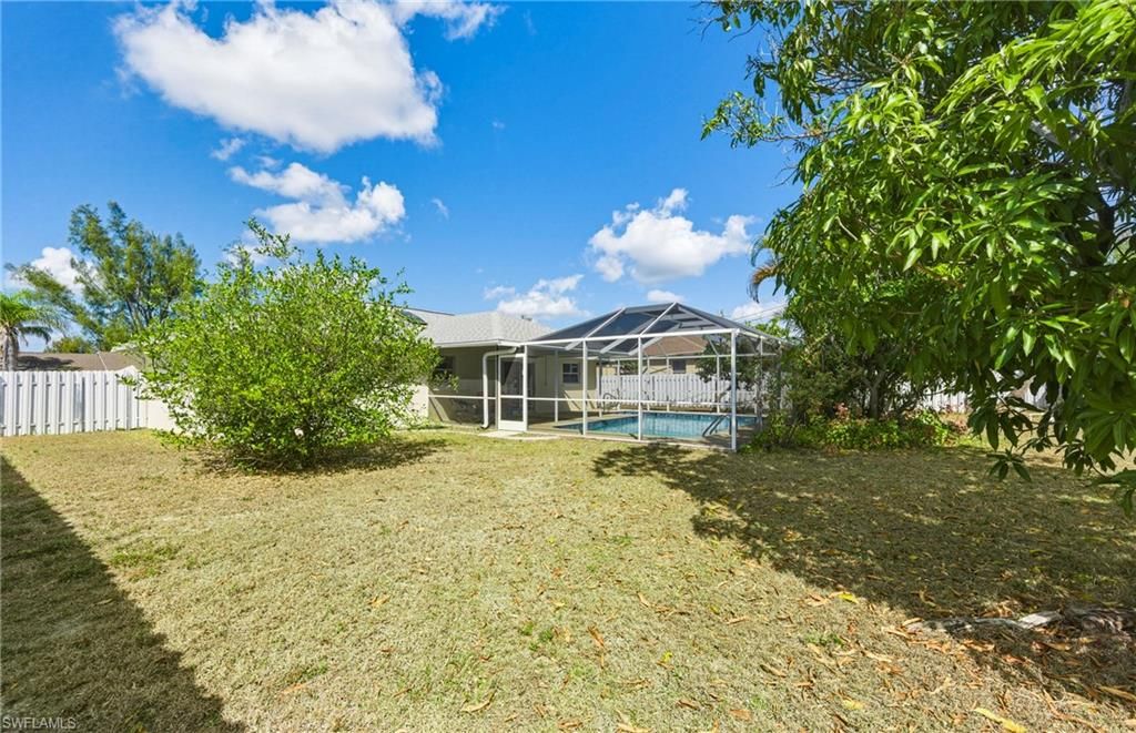 Image 34 of property listing at 3019 SW 14th CT, Cape Coral, FL 33914