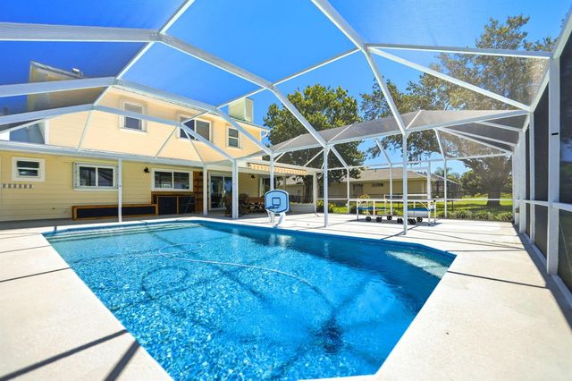 1401 Mallard Court, Fort Pierce, FL 34982