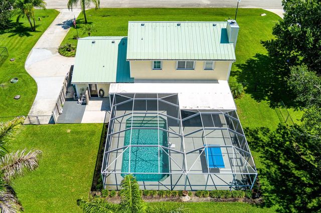 1401 Mallard Court, Fort Pierce, FL 34982